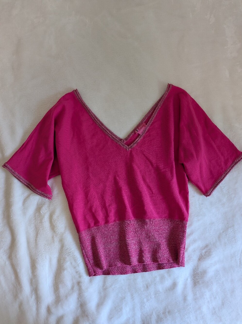 BCBG pink V neck top